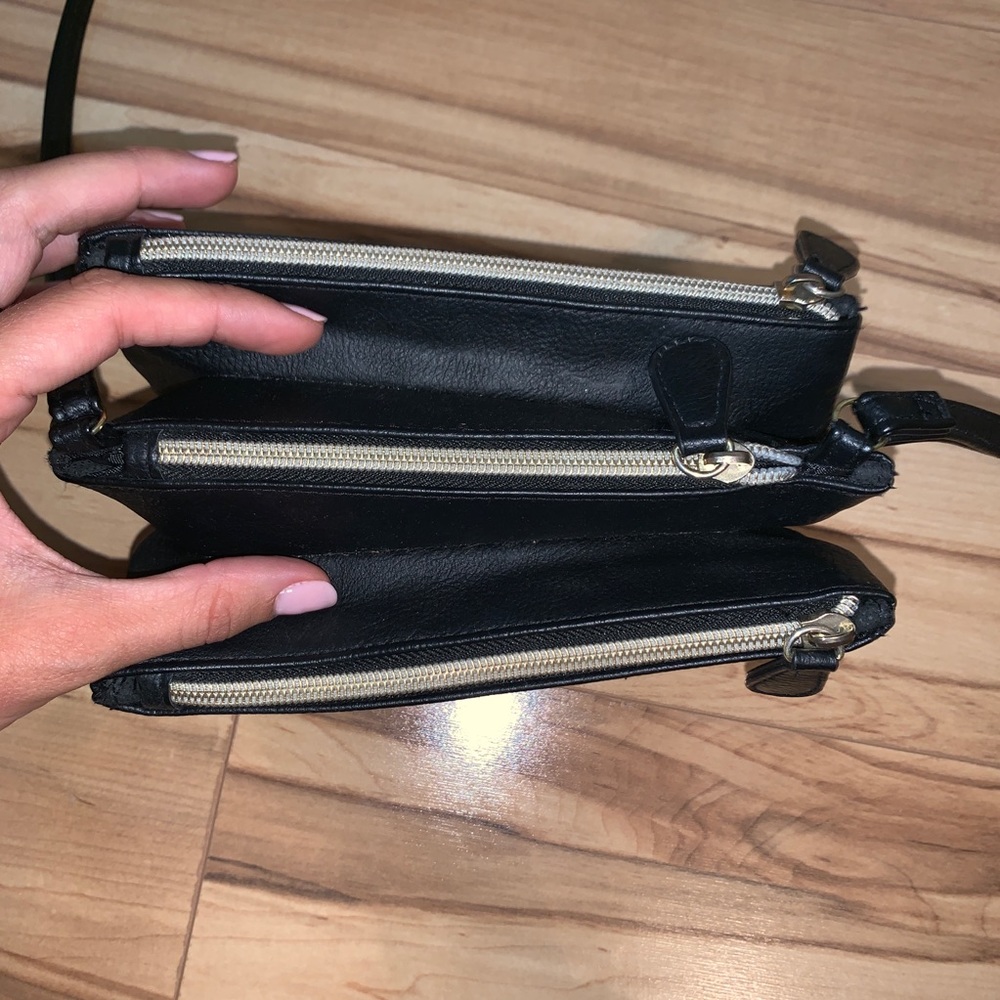Black 3 Pocket Crossbody